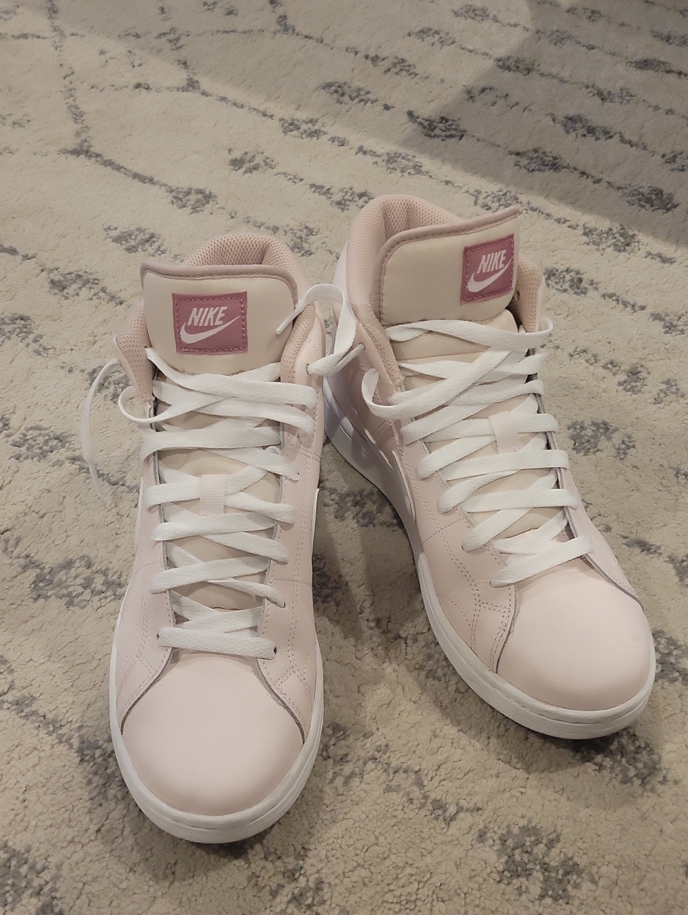 Nike Women’s Light Pink Mid-Top Blazer Sneakers